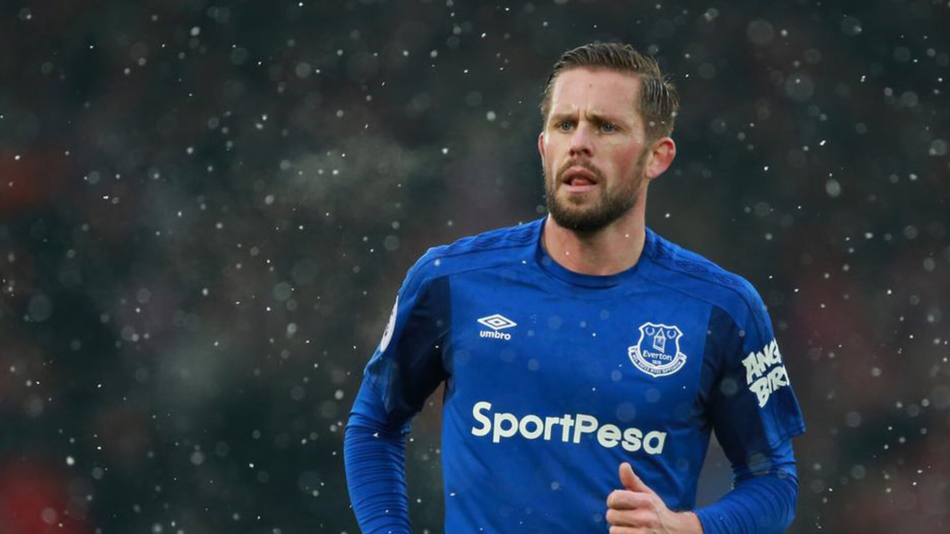 欧洲杯最佳球员：英格兰队中场球员哈里·凯恩，欧洲杯哈里凯恩几个助攻