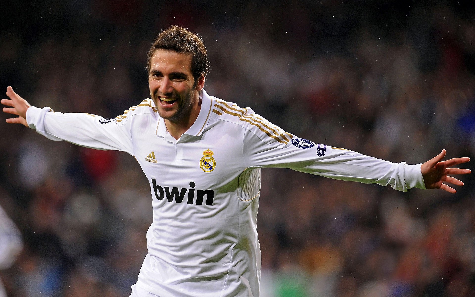 英雄联盟 电竞圈明星选手频繁更换，lol电竞明星